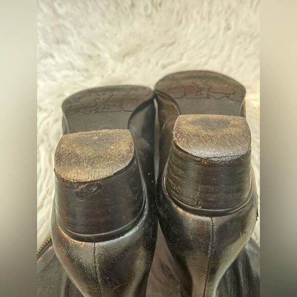 EVERYBODY by BZ MODA black leather zip front ankle boots 7.5 - Picture 7 of 8